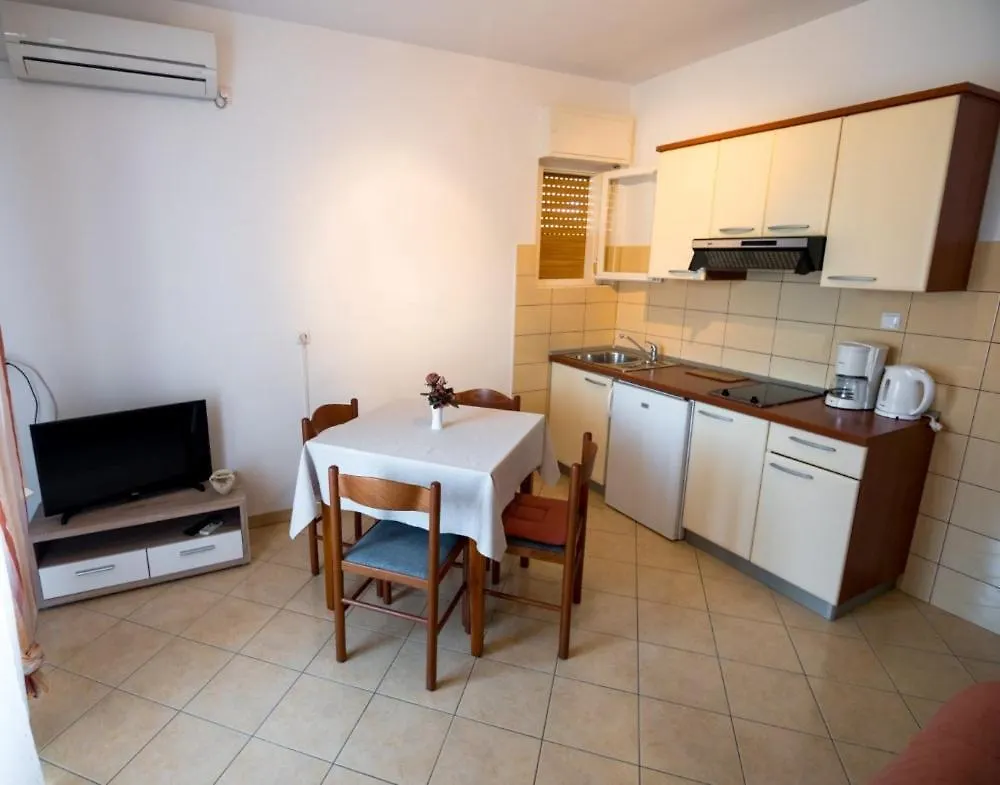 Apartmani Silvana Padovan Rab Town Daire